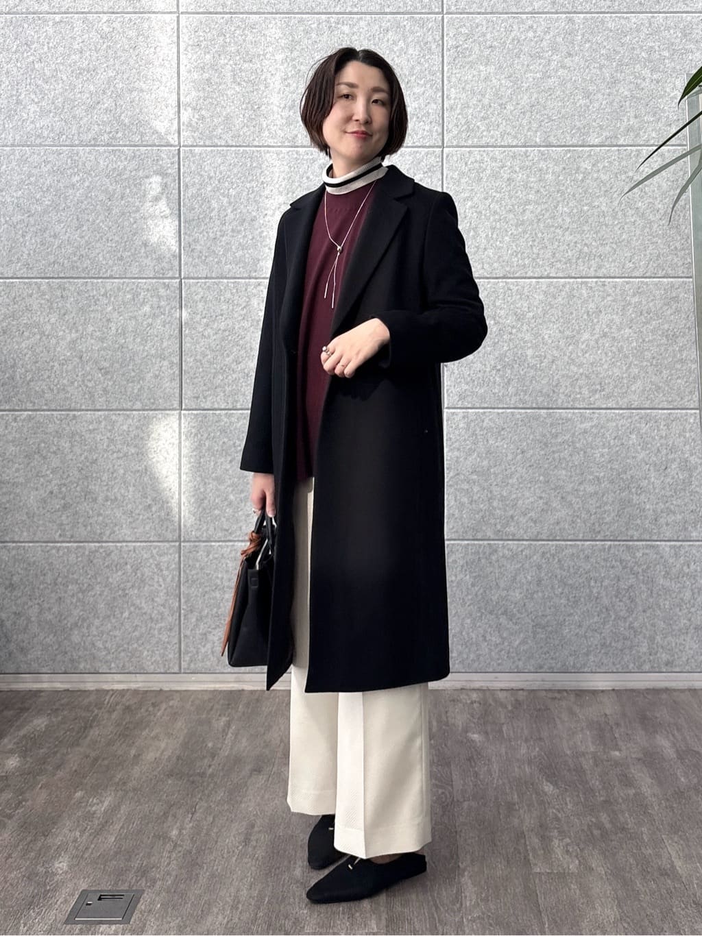 yuriさんの「INDIVI｜【洗える／毛玉になりにくい】エクストラファインウール ハイネックニット」を使ったコーディネート