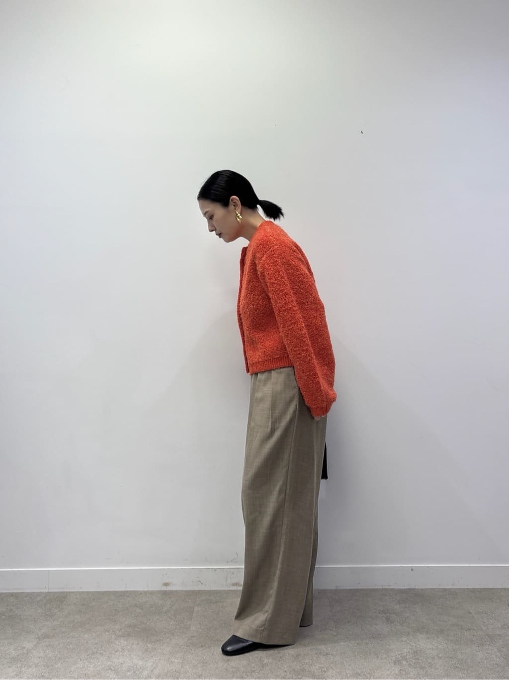 ayanoさんの「INDIVI｜センタータックメランジワイドパンツ」を使ったコーディネート