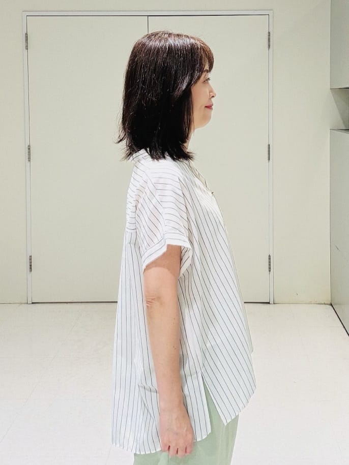 makiさんの「UNTITLED｜【洗える/スキッパー】フレンチスリーブシアーブラウス」を使ったコーディネート