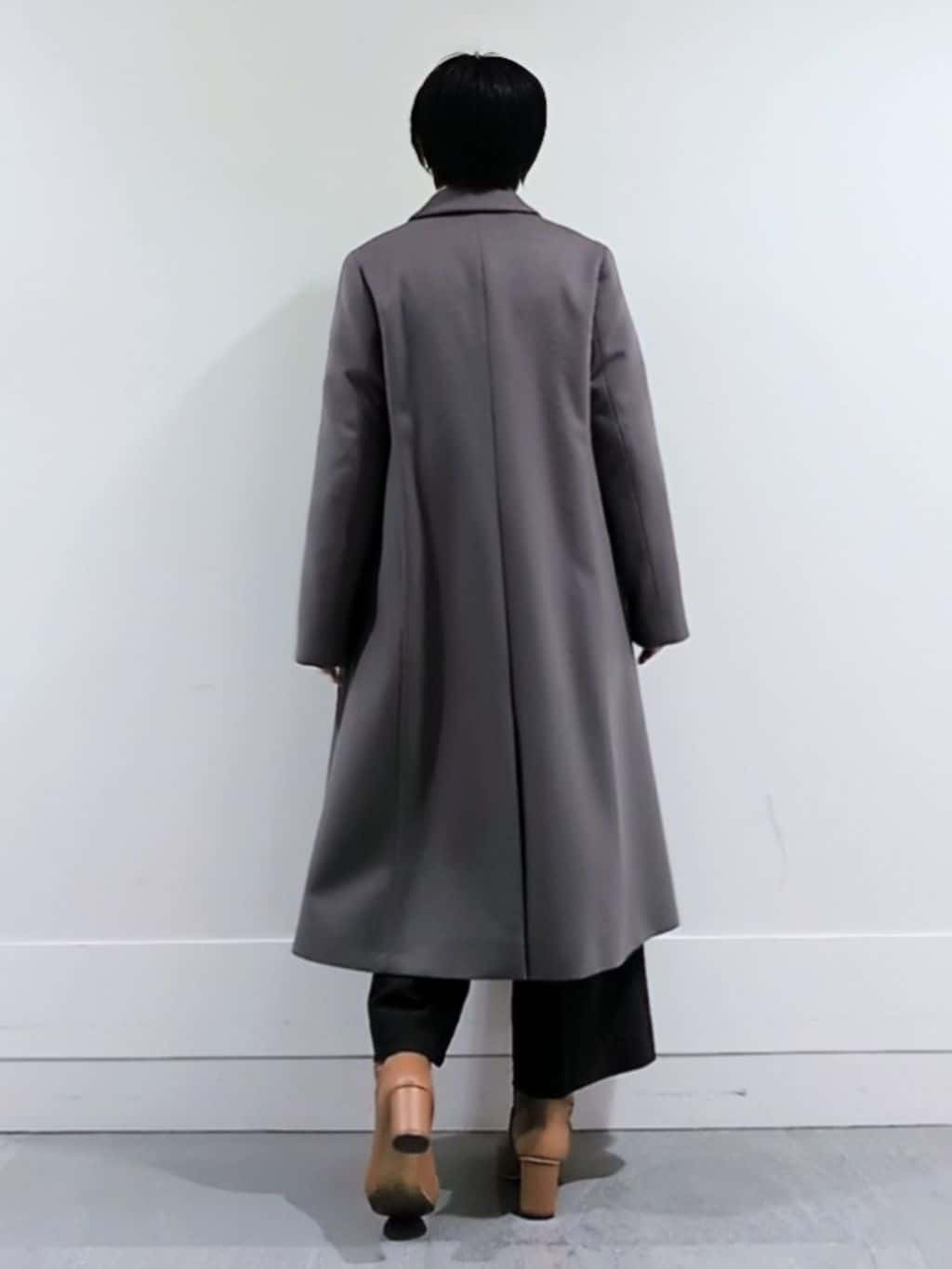 ミズタさんの「UNTITLED｜【スタイリッシュ／オンオフ兼用】ウールチェスターコート」を使ったコーディネート