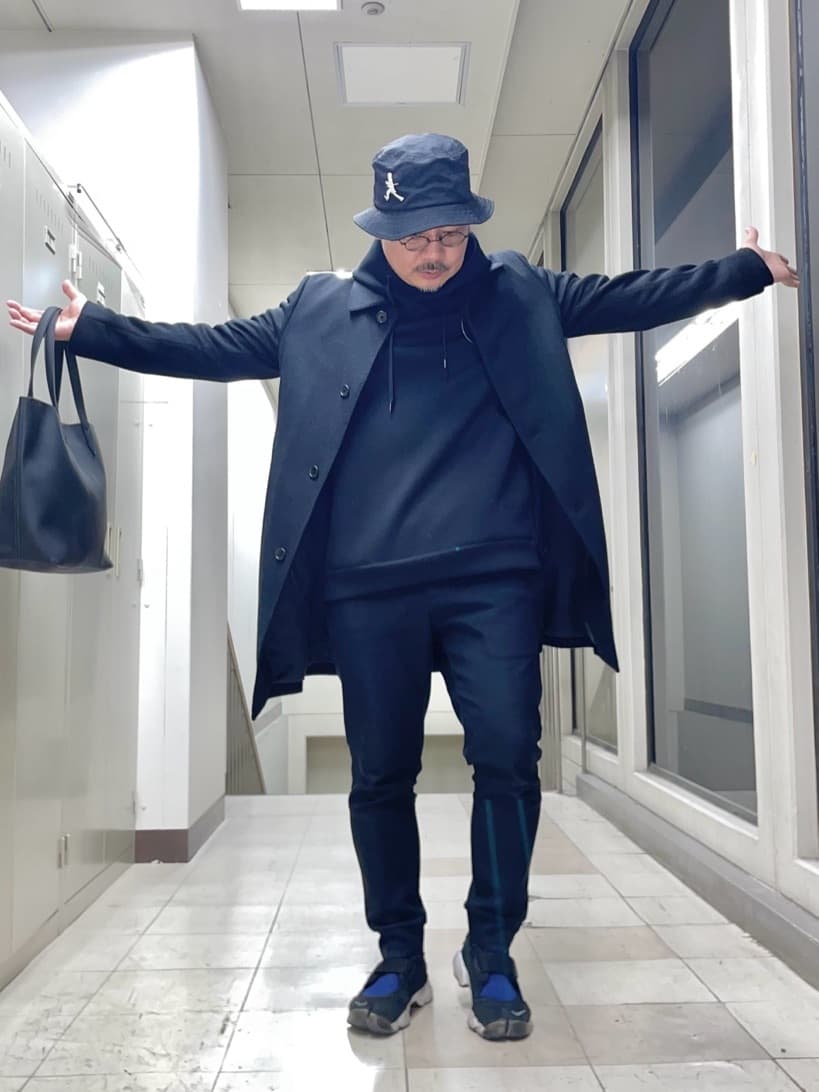 MAKOTO AIさんの「TAKEO KIKUCHI｜カシミヤブレンド ビーバー調ステンカラーコート」を使ったコーディネート