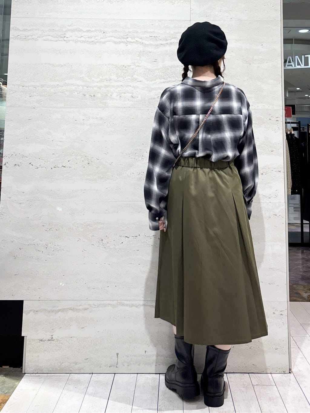 かほさんの「OPAQUE.CLIP｜オンブレチェックシャツ【洗濯機洗い可】」を使ったコーディネート