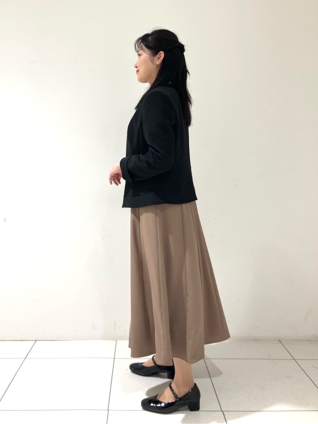 momokoさんの「INDIVI｜【360&deg;シリーズ／日本製】カラーレスジャケット」を使ったコーディネート
