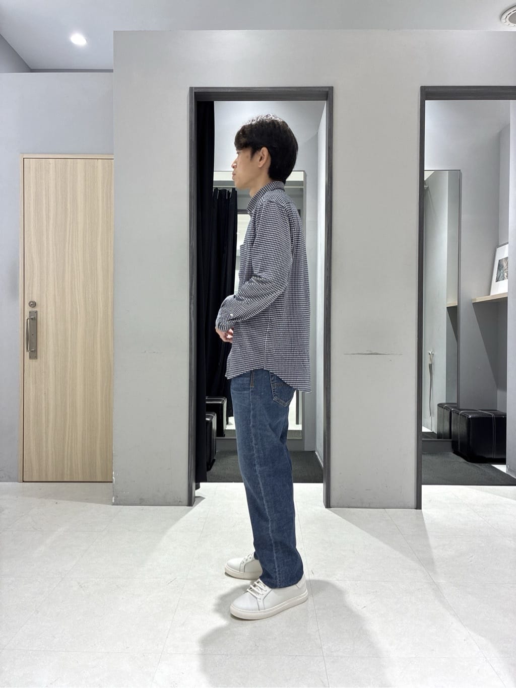 わいずみさんの「TAKEO KIKUCHI｜【JUST ONE LAYER】ダウンファブリック ジップアップ リブ ブルゾン」を使ったコーディネート