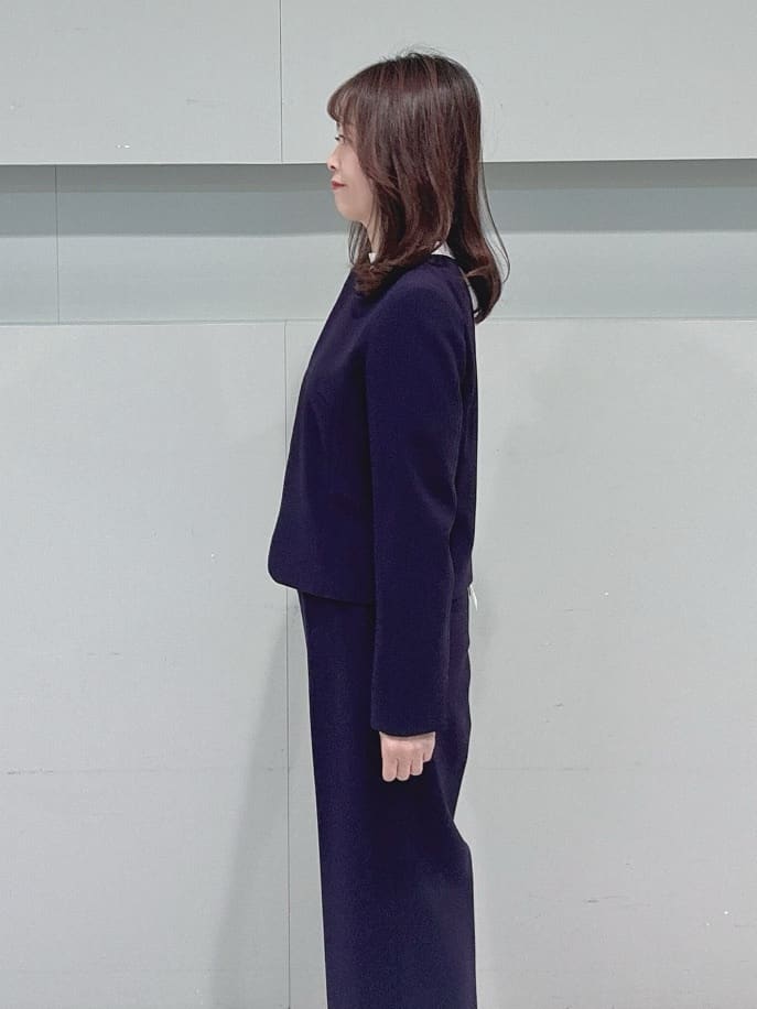 makiさんの「UNTITLED｜◆【セレモニー/定番人気】ハイネックフリル ブラウス」を使ったコーディネート