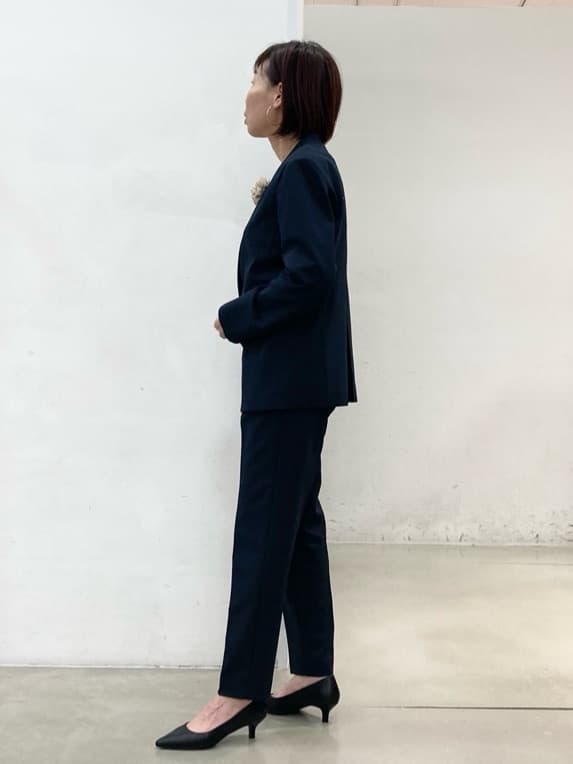 fujiさんの「THE SHOP TK｜◆【汚れ防止／シワになりにくい／セレモニー／通勤】ダブルクロスノーカラージャケット／洗える／サスティ」を使ったコーディネート