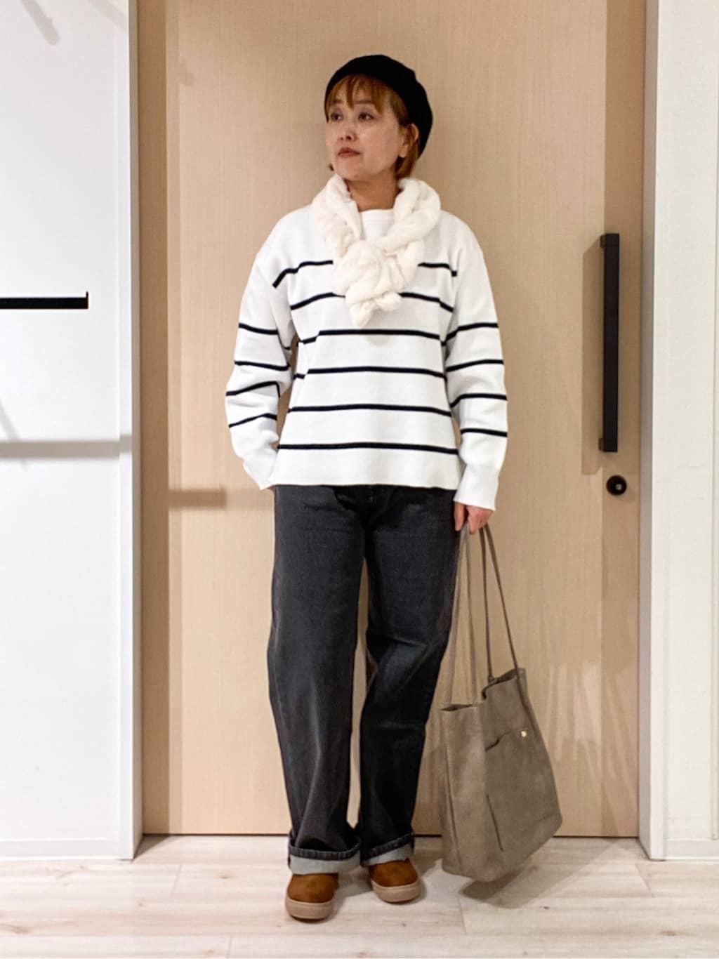 ぷくりんさんの「SHOO･LA･RUE｜【SHOO・LA・RUE DENIM/SS-LL】程よい厚みの ストレートデニムパンツ（10.5オン」を使ったコーディネート
