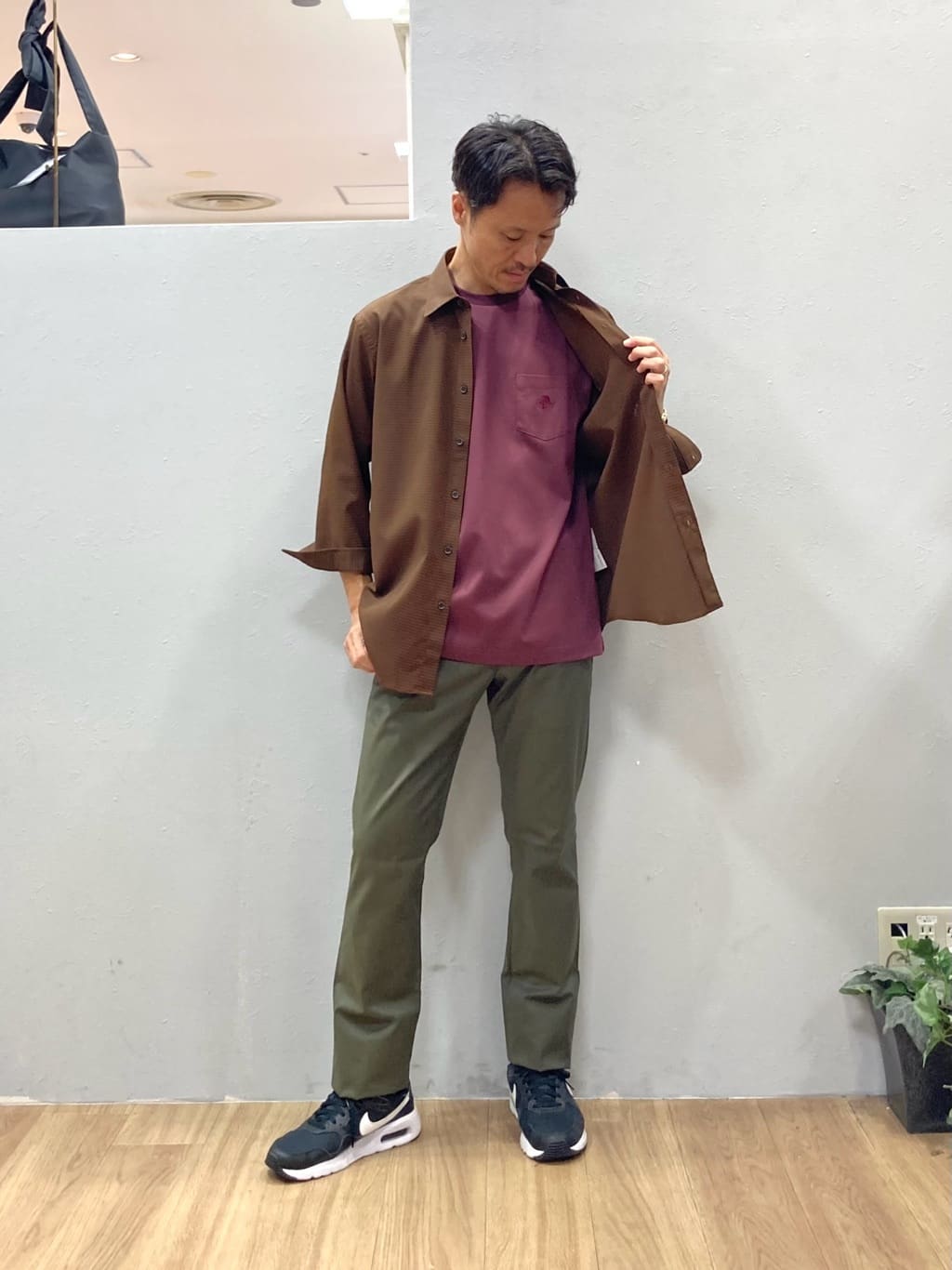 シュンさんの「TAKEO KIKUCHI｜【COOL CITY WEAR】DotAir（R）サッカー シャツ」を使ったコーディネート