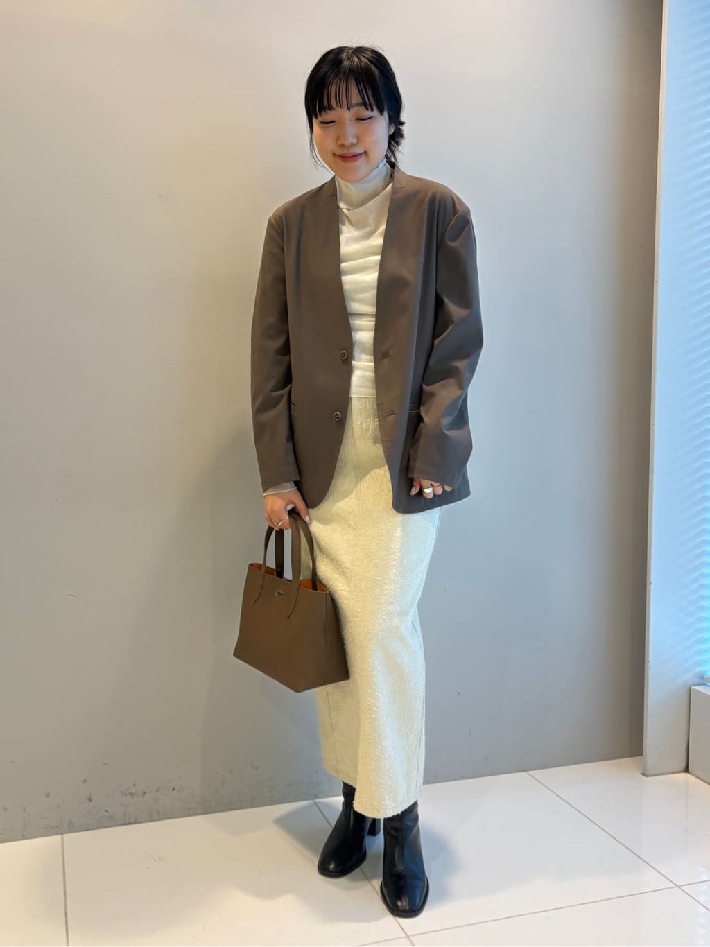 Akutagawaさんの「TAKEO KIKUCHI｜【ON／OFF兼用】CARREMANファブリック ノーカラージャケット」を使ったコーディネート