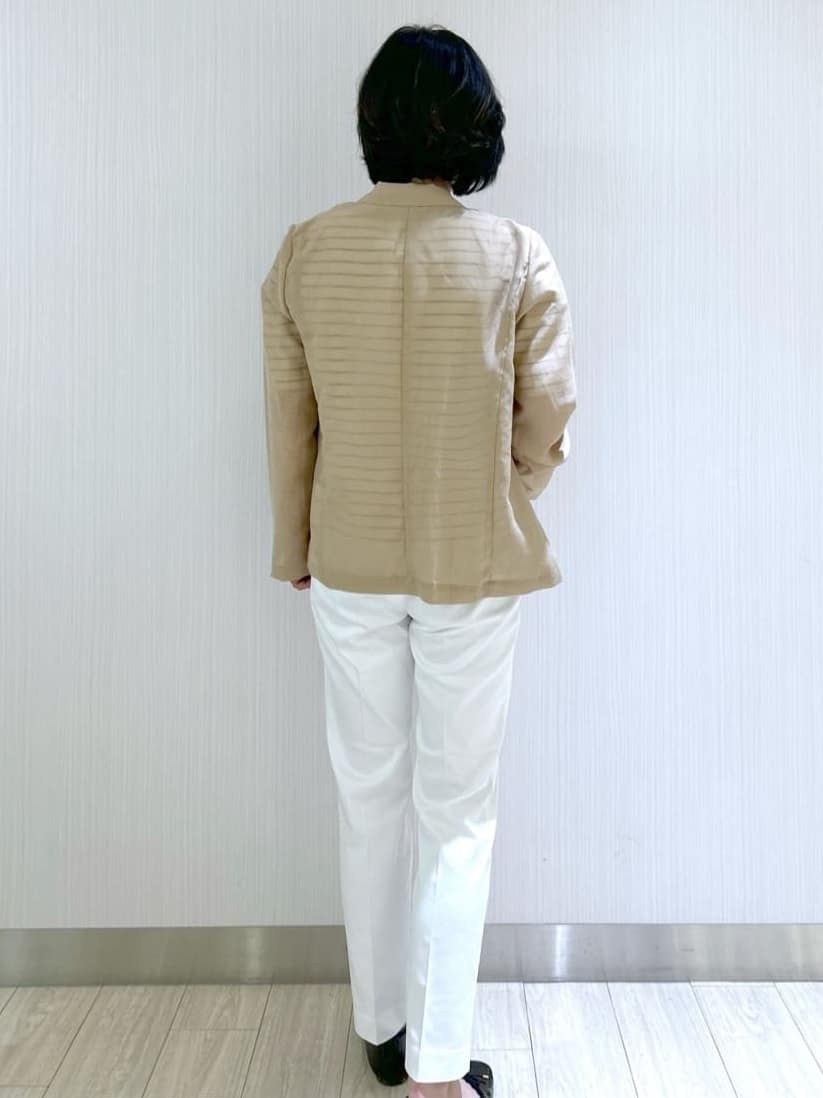 su.さんの「index｜麻調シアーダブルブレストテーラードジャケット【洗濯機洗い可】」を使ったコーディネート