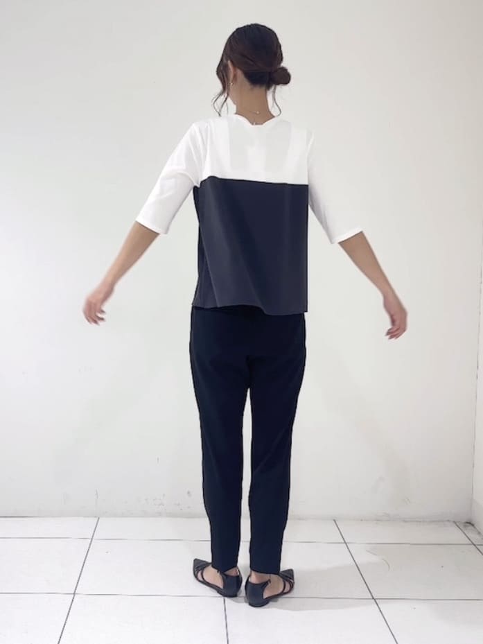shioriさんの「INDIVI｜【セットアップ可能】ビスチェレイヤード風トップス」を使ったコーディネート
