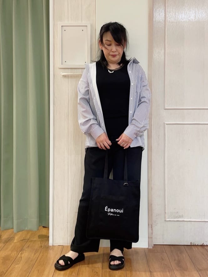 ke-yさんの「SHOO･LA･RUE｜◆【ひんやり/UV/吸水速乾/洗濯後しわになりにくい】ラッシュガードにもなる ストライプ前開きシャツ」を使ったコーディネート