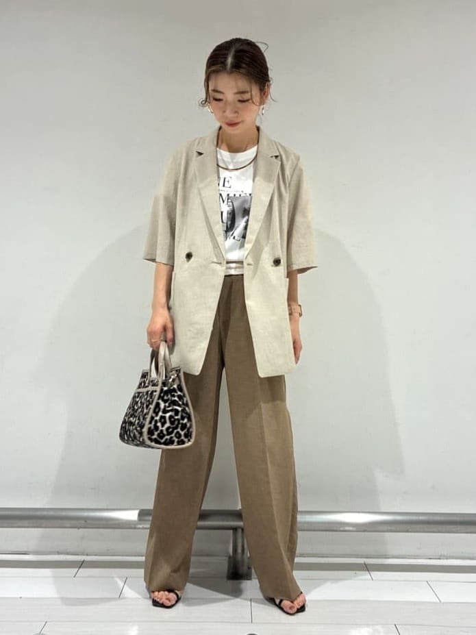Rinさんの「UNTITLED｜【UV/はっ水/セットアップ可】リラククールパンツ」を使ったコーディネート