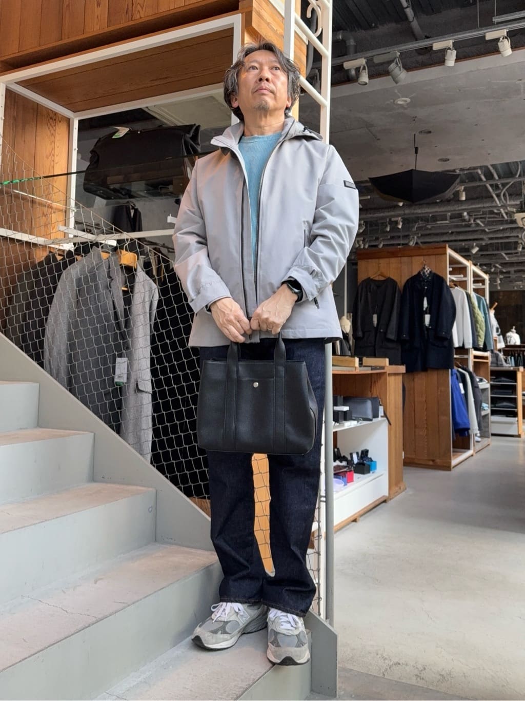 デザイナーTAKEman さんの「TAKEO KIKUCHI｜【モンスターストレッチ】日本製 ワンウォッシュ デニムパンツ」を使ったコーディネート