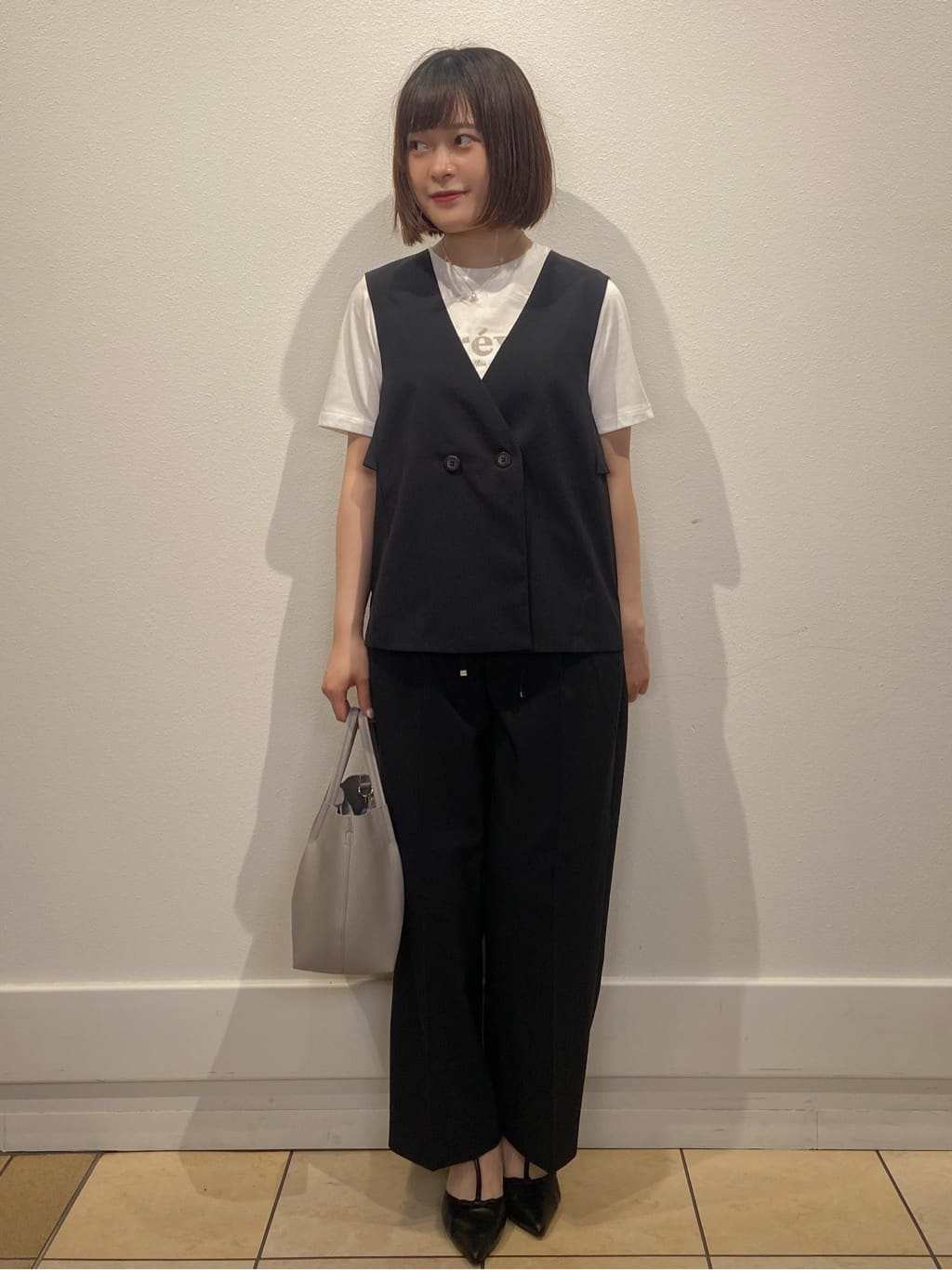 kimiさんの「index｜バックフリルデザインジレ／セットアップ可【洗濯機洗い可／接触冷感／吸水速乾／ストレッチ】」を使ったコーディネート
