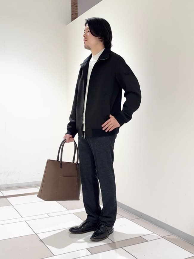 及川さんの「TAKEO KIKUCHI｜【JUST ONE LAYER】ダウンファブリック ジップアップ リブ ブルゾン」を使ったコーディネート
