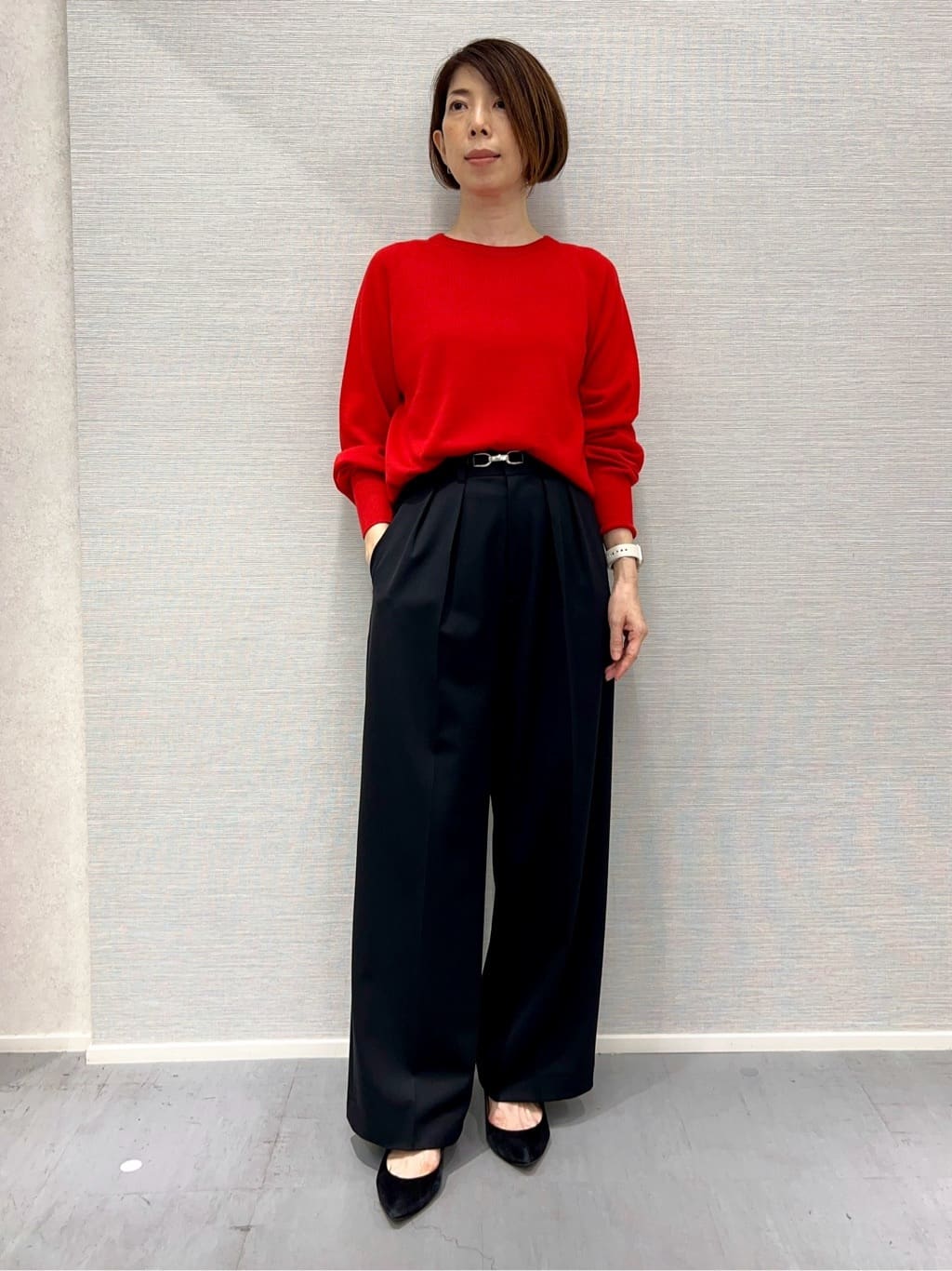 Shinakoさんの「UNTITLED｜【洗える/はっ水/後ろウエストゴム】ストレッチ2タックワイドパンツ」を使ったコーディネート