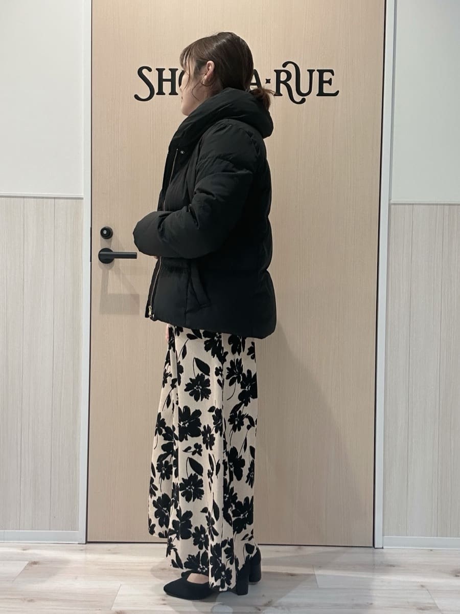 funafunaさんの「SHOO･LA･RUE｜【撥水/洗える】ショートフーディーダウン」を使ったコーディネート