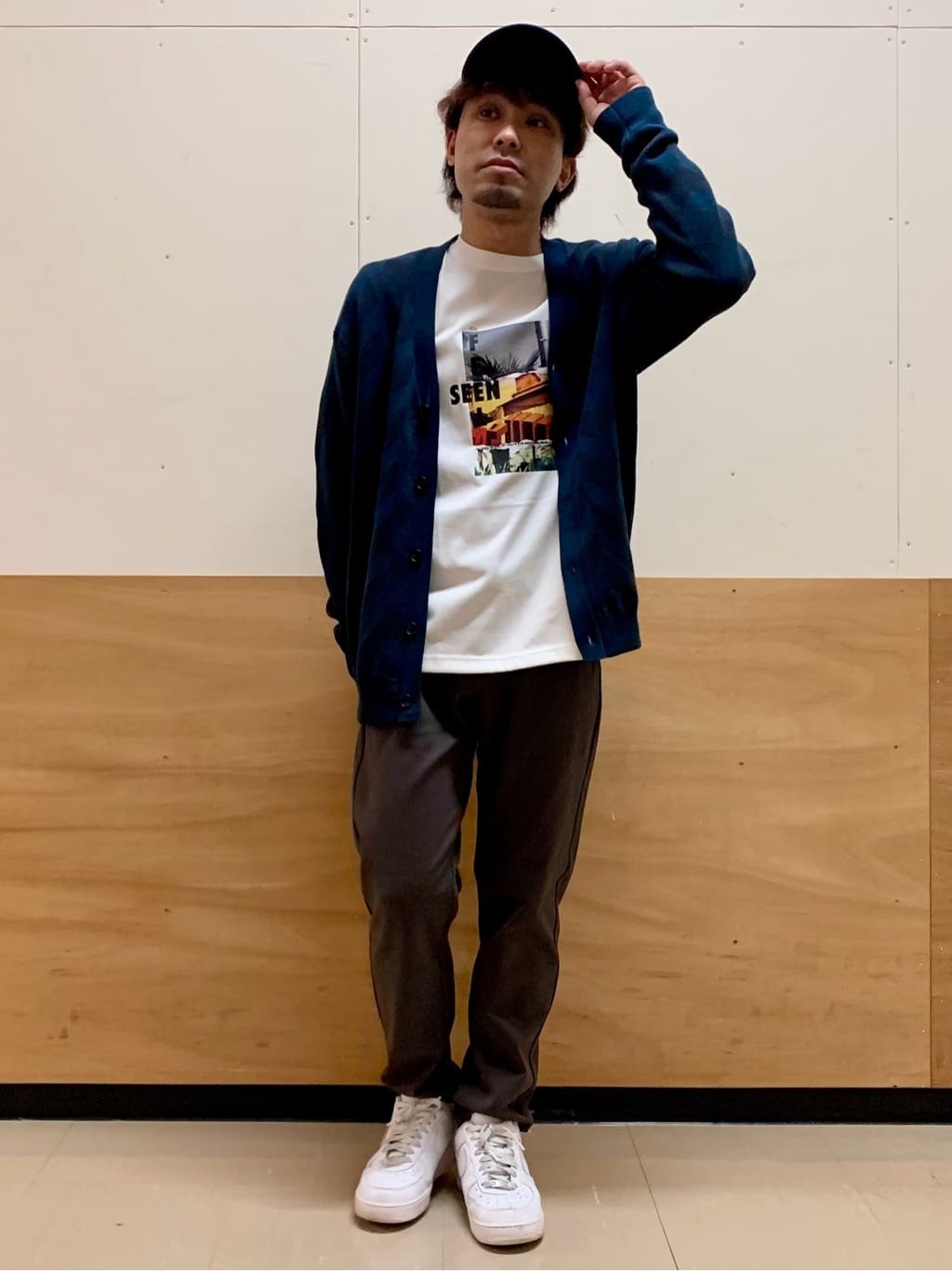 MATUさんの「THE SHOP TK｜ヘリンボンニットカーディガン」を使ったコーディネート