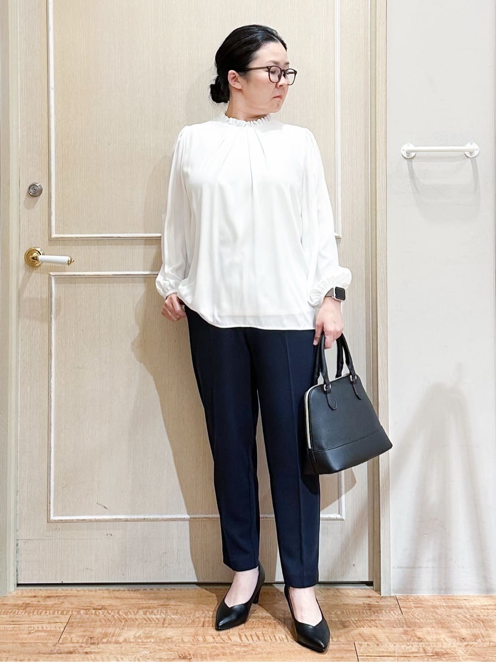 umeさんの「SHOO･LA･RUE｜【洗濯機可/セットアップ可/S-3L】きちんと楽に。カットジョーゼット ロングジレ」を使ったコーディネート