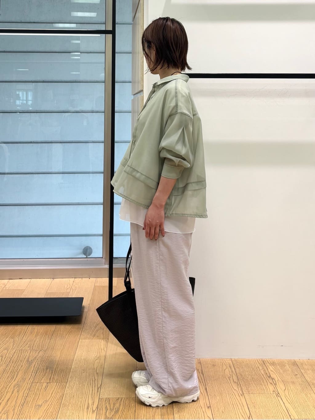 asamiさんの「INDIVI｜【洗える】裾シアー半袖トップス」を使ったコーディネート