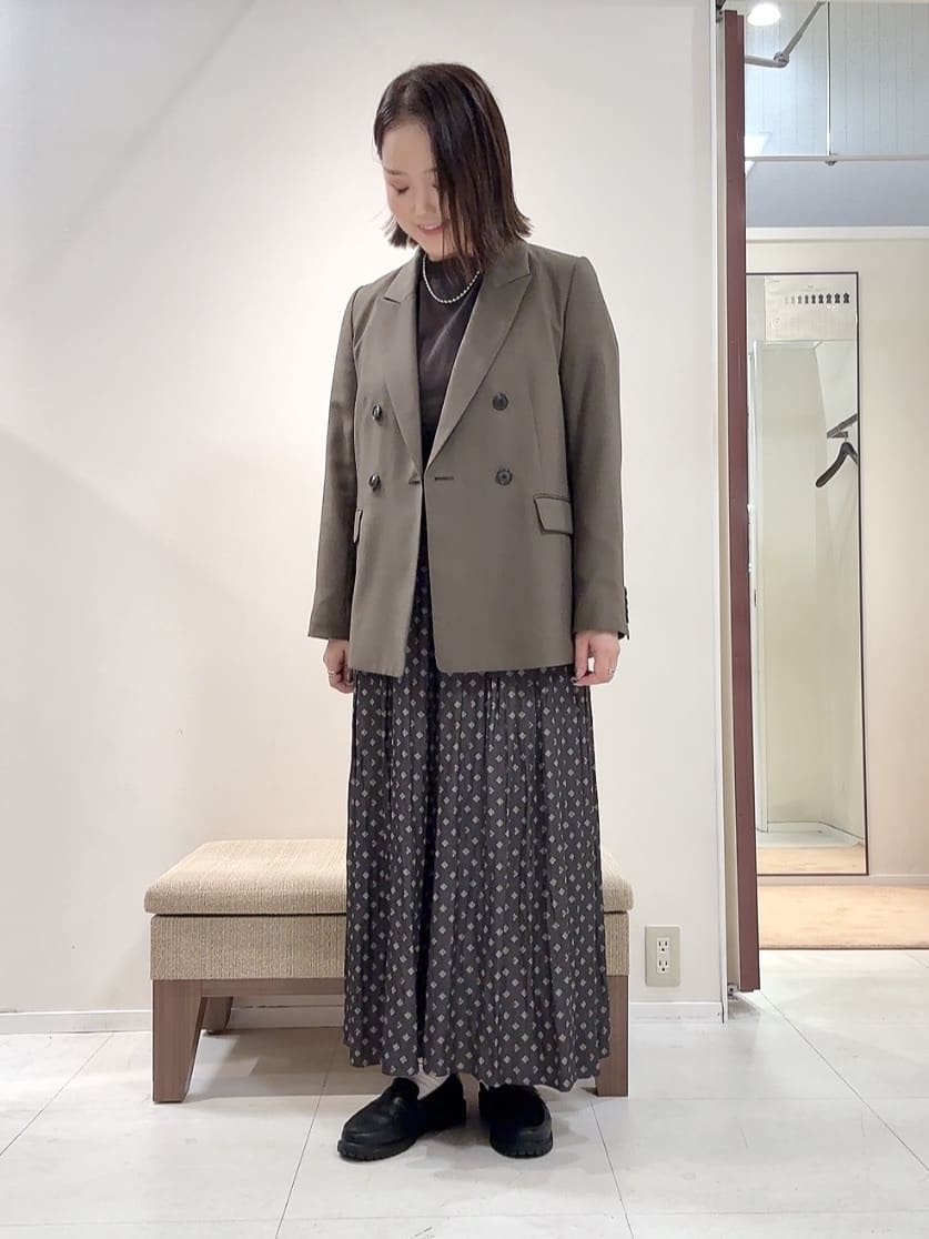 YUIさんの「UNTITLED｜【セットアップ可】ウールライク ダブルブレストジャケット」を使ったコーディネート