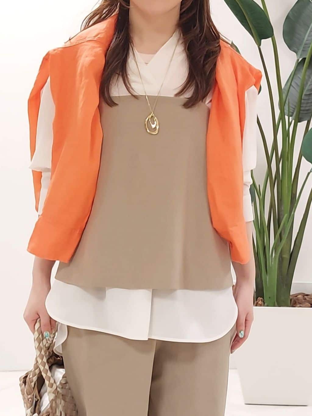 YuKaRiさんの「UNTITLED｜◆ビッグトップネックレス」を使ったコーディネート