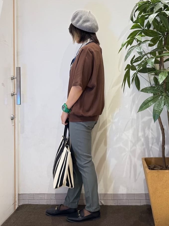 misakiさんの「SHOO･LA･RUE｜【洗濯後しわになりにくい】さらっとタッチの 5分袖ドルマンブラウス」を使ったコーディネート