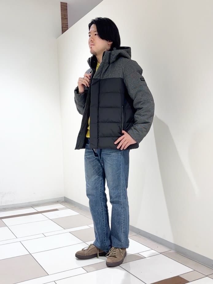 及川さんの「TAKEO KIKUCHI｜カラーコンビ ダウンブルゾン」を使ったコーディネート