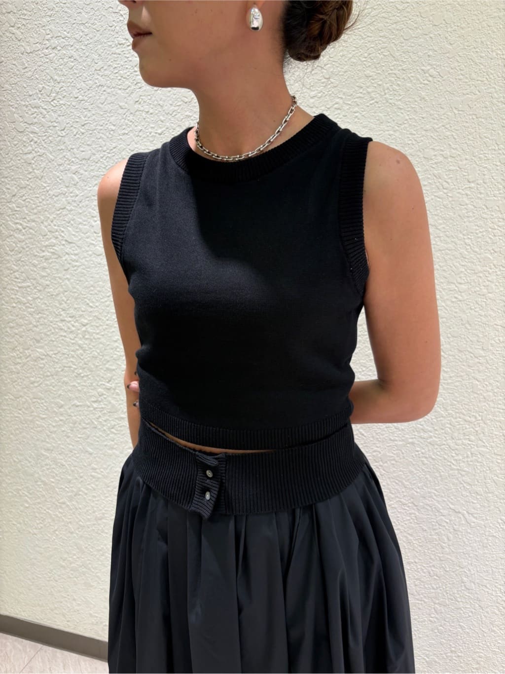 ibuさんの「CODE A｜design knit tank」を使ったコーディネート