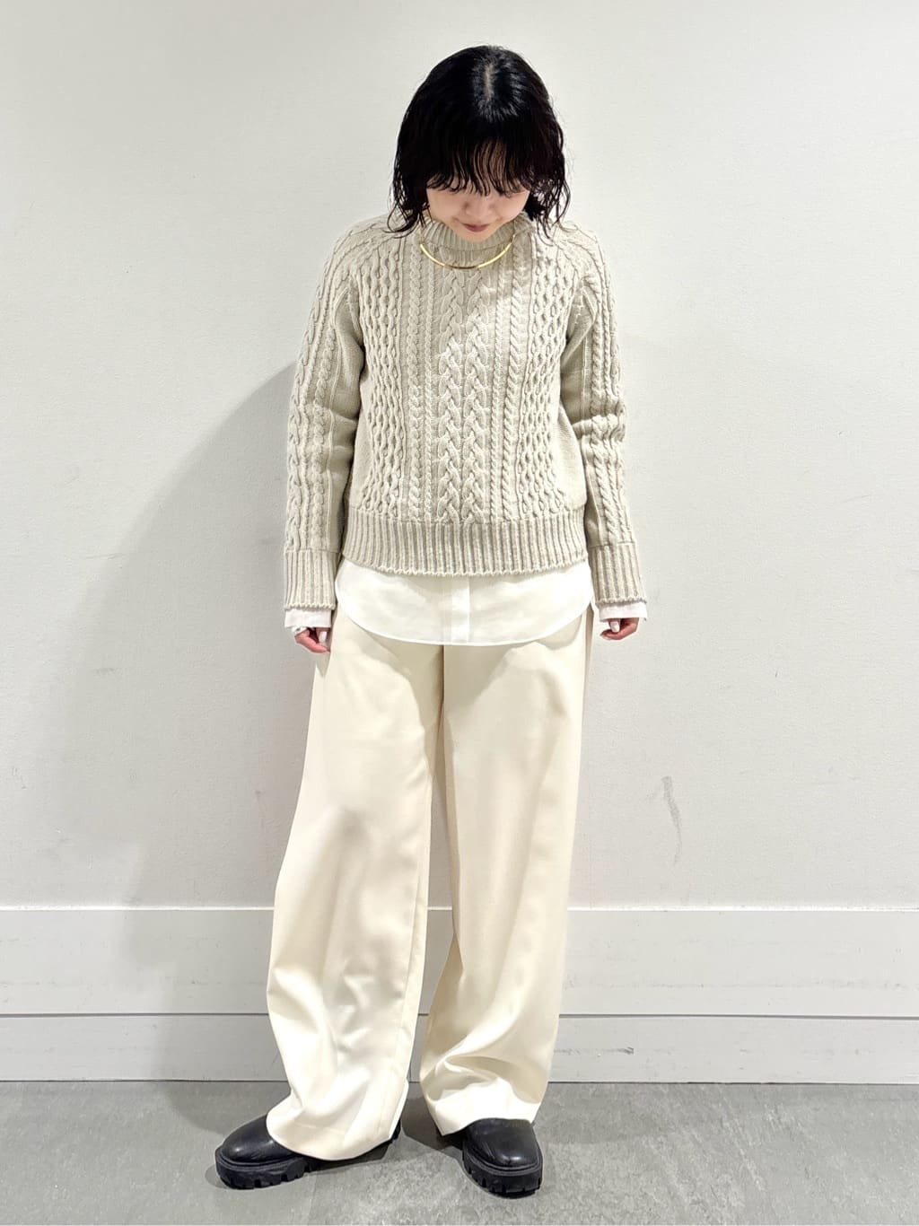 モエカさんの「UNTITLED｜【洗える】スポンディッシュ ケーブル柄ニット」を使ったコーディネート