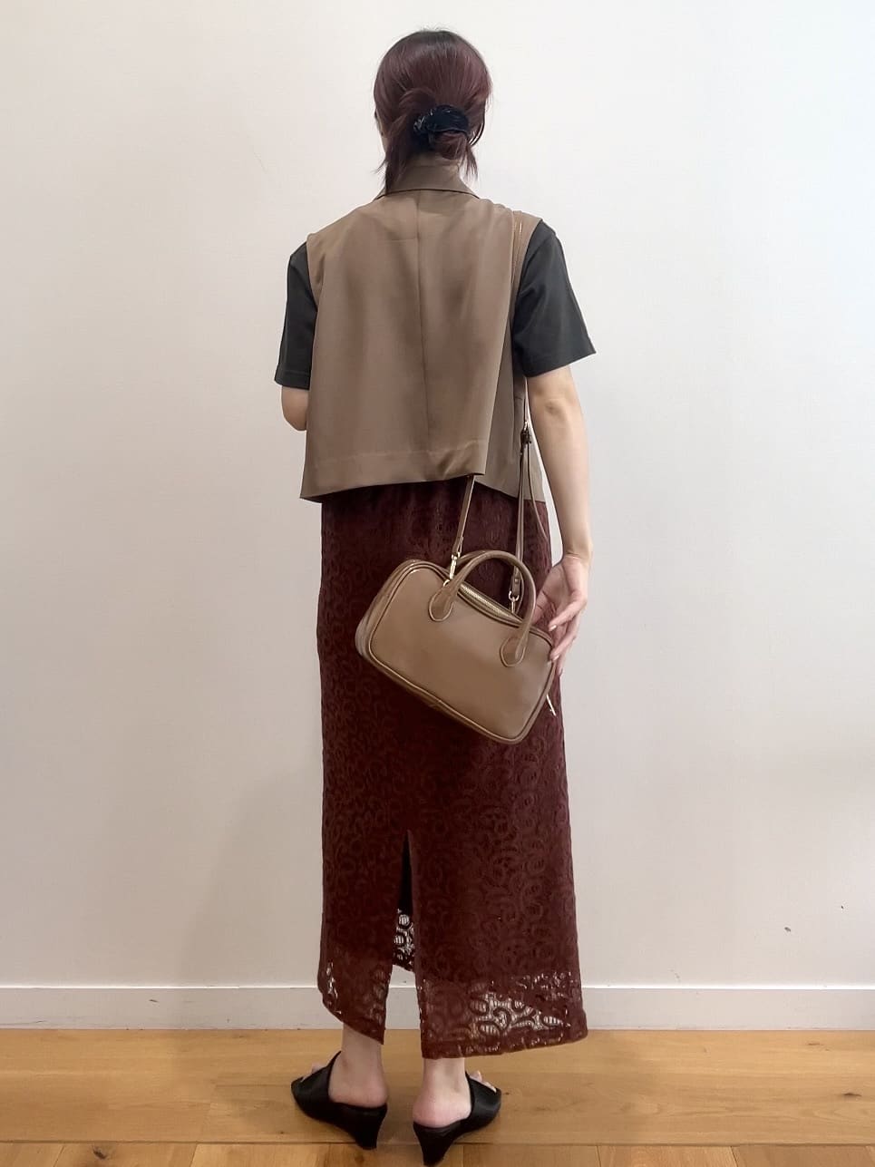 RINAさんの「OPAQUE.CLIP｜ショートテーラードジレ【接触冷感／洗濯機洗い可】」を使ったコーディネート
