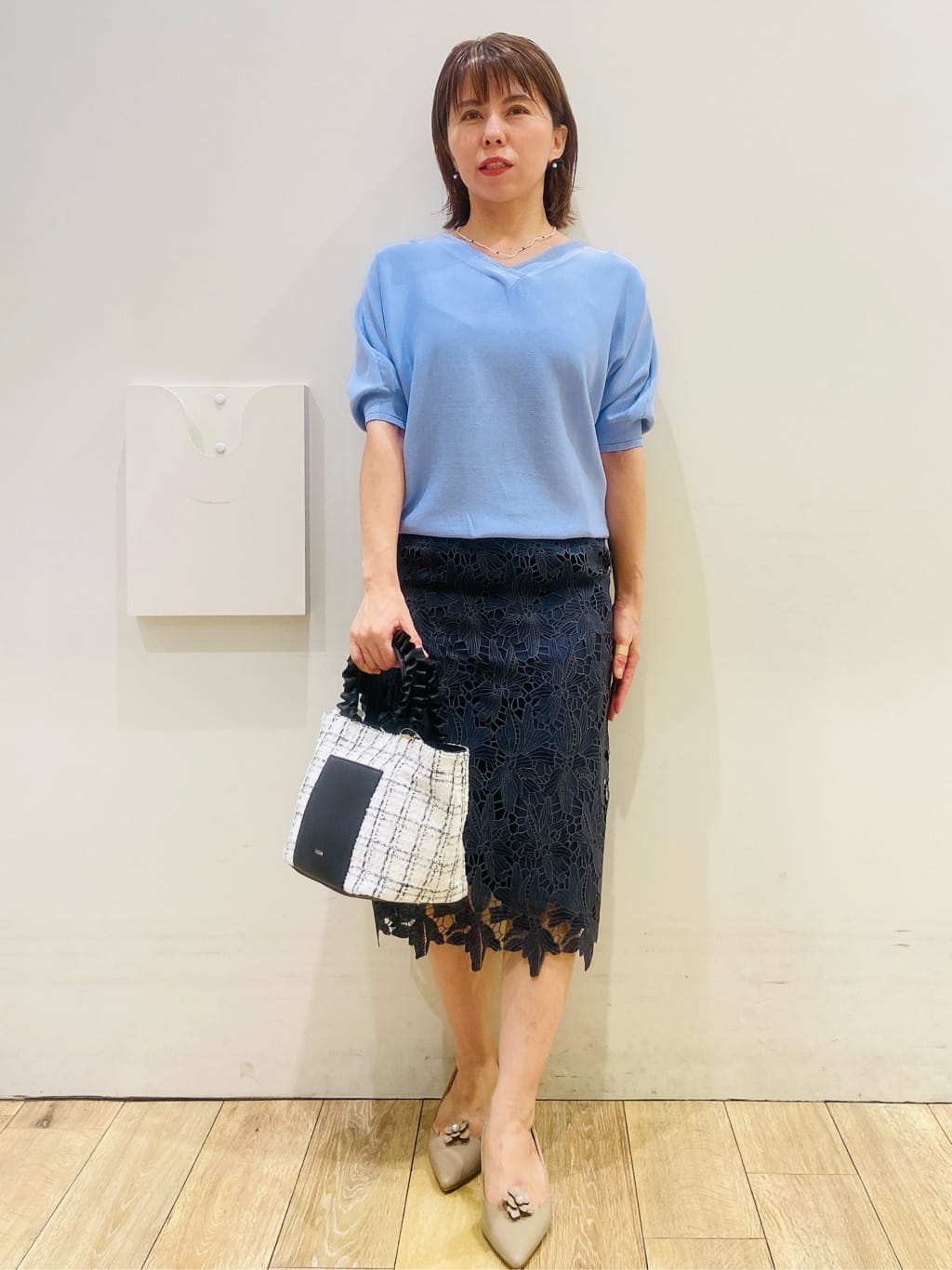 YUKOさんの「index｜《5色展開》前後2WAY ドルマンスリーブニット【UVケア／抗ピル／洗濯機洗い可】」を使ったコーディネート
