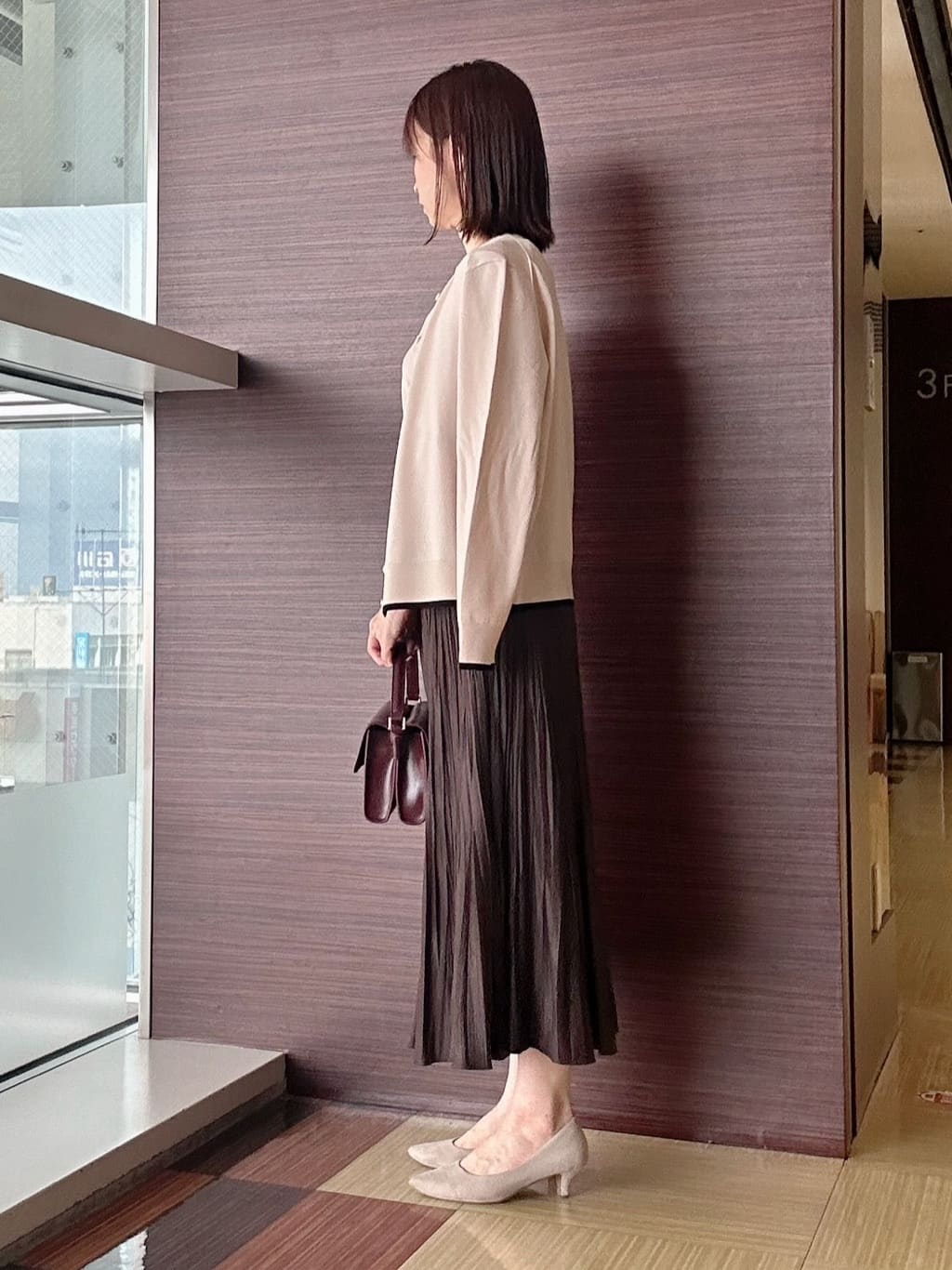 anaさんの「UNTITLED｜【アンサンブル可/薄手/洗える】5分袖クルーニット」を使ったコーディネート