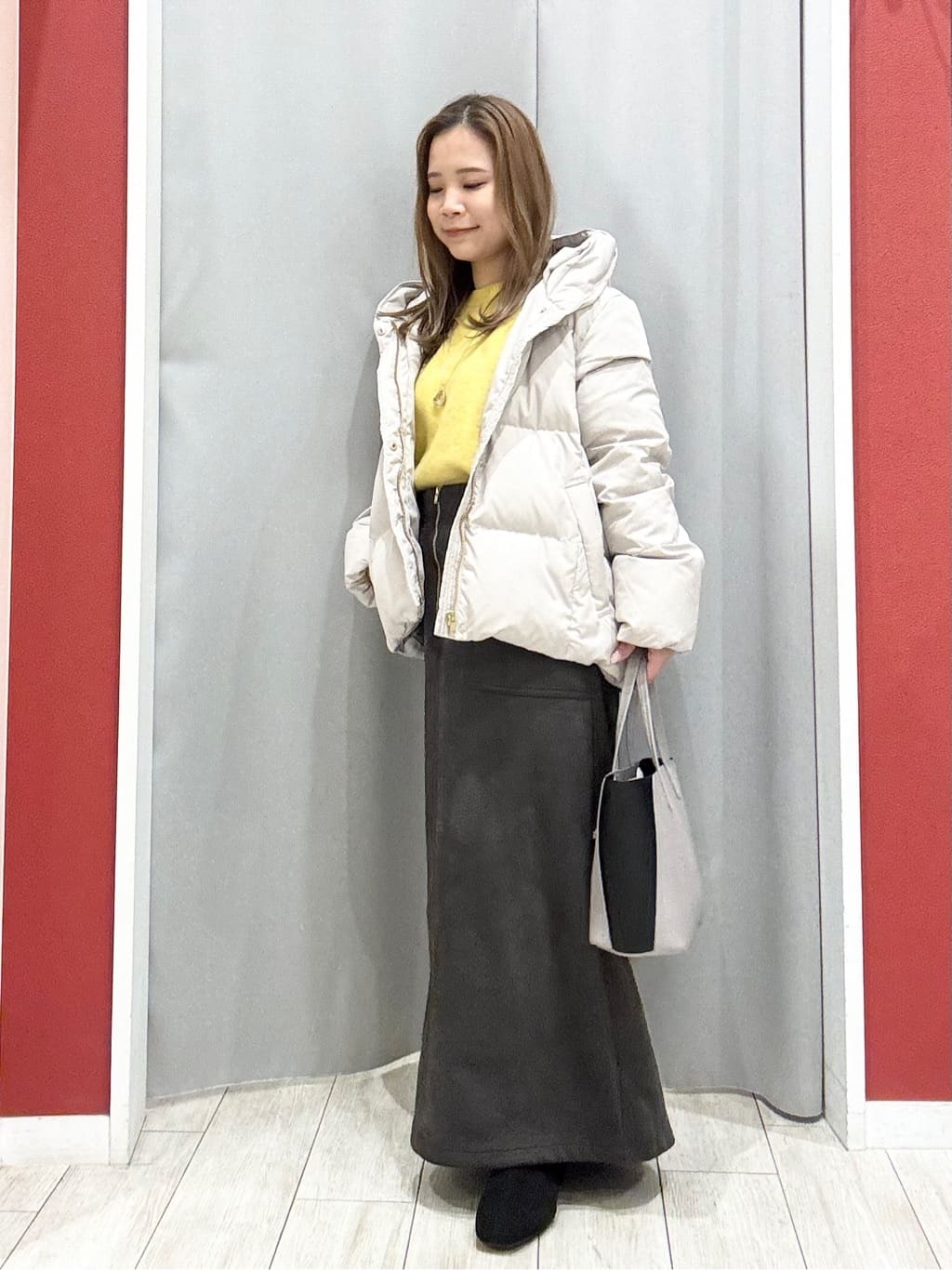 shioさんの「SHOO･LA･RUE｜【撥水/洗える】ショートフーディーダウン」を使ったコーディネート