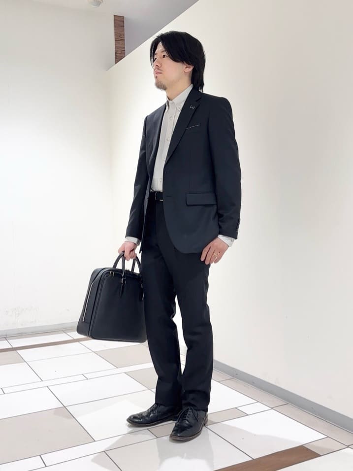 及川さんの「TAKEO KIKUCHI｜【Made in JAPAN】矢絣（やがすり）スーツ／スリーピース対応」を使ったコーディネート