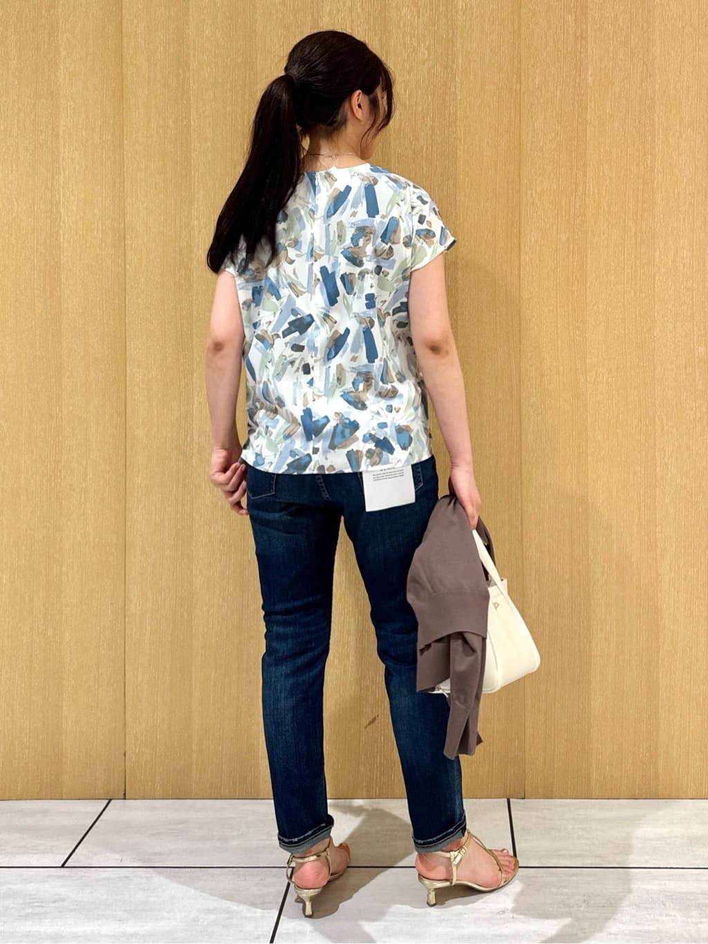 nanaさんの「UNTITLED｜【Healthy DENIM&times;UNTITLED】別注 R Mrytle（リマートル）テーパードデニム」を使ったコーディネート
