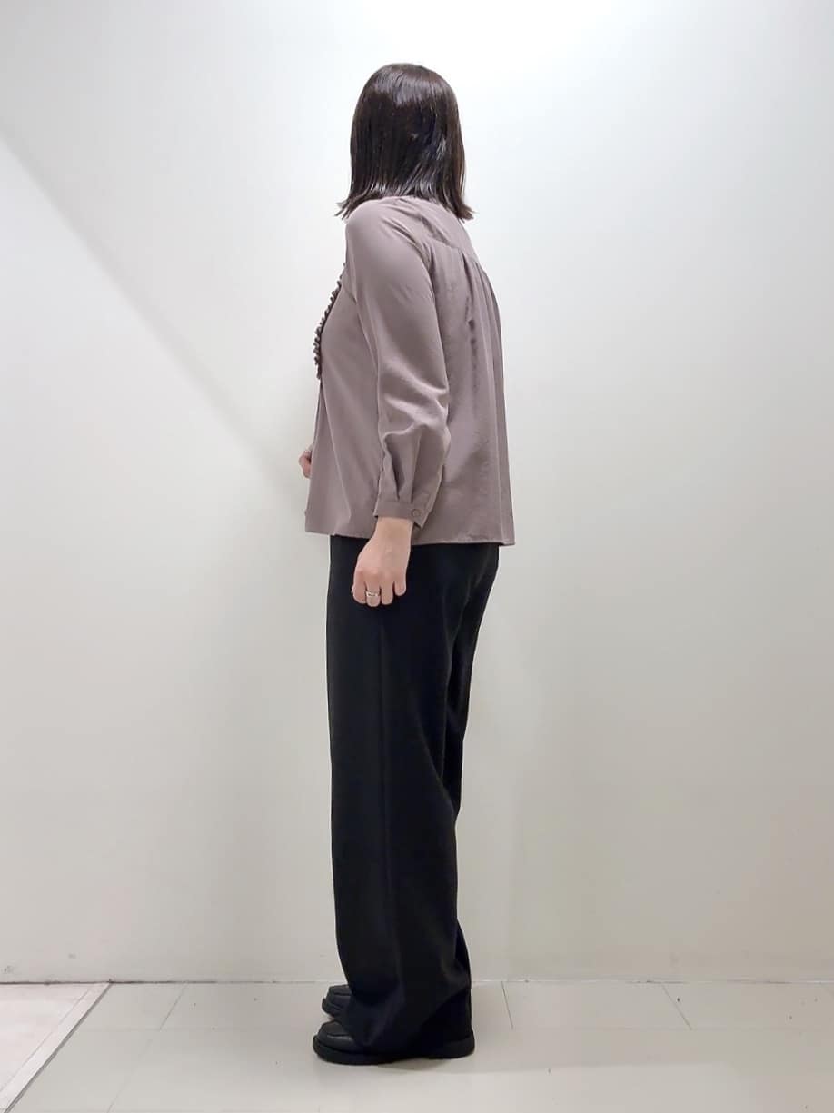 YUIさんの「UNTITLED｜【アンサンブル可/洗える/ボタンなし】シルクウールカシミヤ 着流しカーディガン」を使ったコーディネート