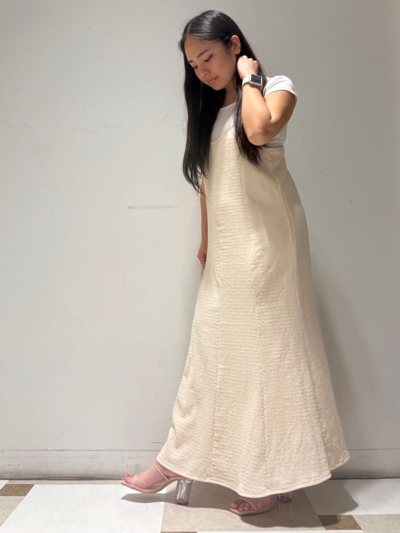 のはらっちょさんの「ESPERANZA｜チュールメッシュクリアヒールミュール」を使ったコーディネート