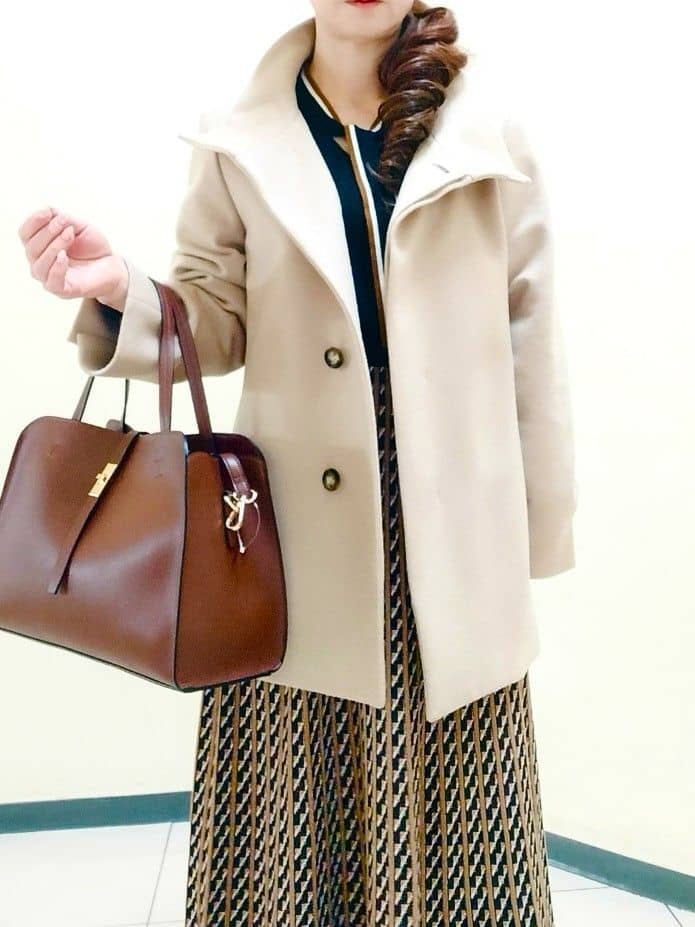 花さんの「Reflect｜【SS-4Lサイズ／衿が顔に当たらない◎】スタンドネックミドルコート」を使ったコーディネート
