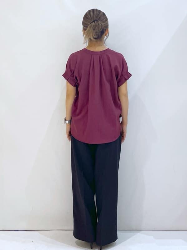 manaさんの「OPAQUE.CLIP｜《7色展開／XS-LLサイズ》タックスリーブスキッパーブラウス【洗濯機洗い可／吸水速乾／抗ピル／防シ」を使ったコーディネート