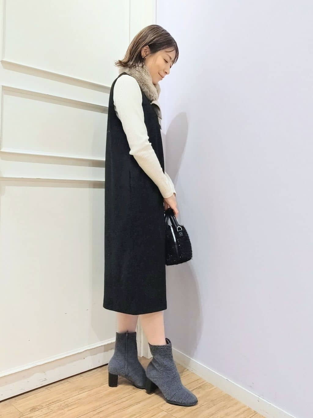 miomioさんの「SHOO･LA･RUE｜【2点セット/洗濯機可】時短でコーデが決まる ジャンドレ+リブインナー」を使ったコーディネート