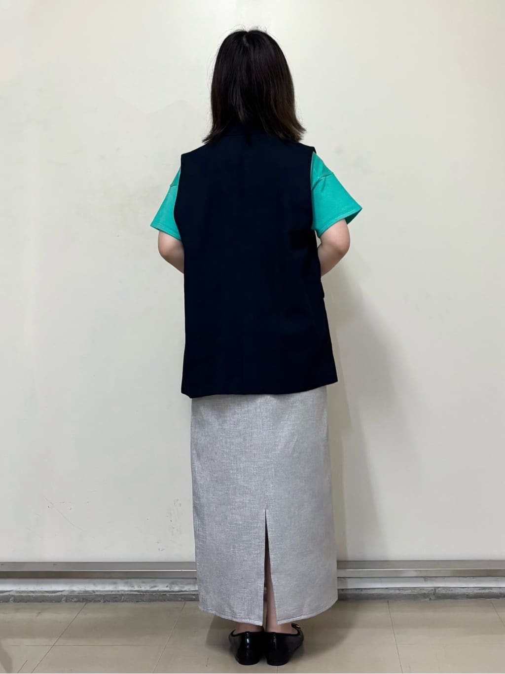 やまさんの「OPAQUE.CLIP｜スパンコールサマーニット【洗濯機洗い可／抗ピル】」を使ったコーディネート