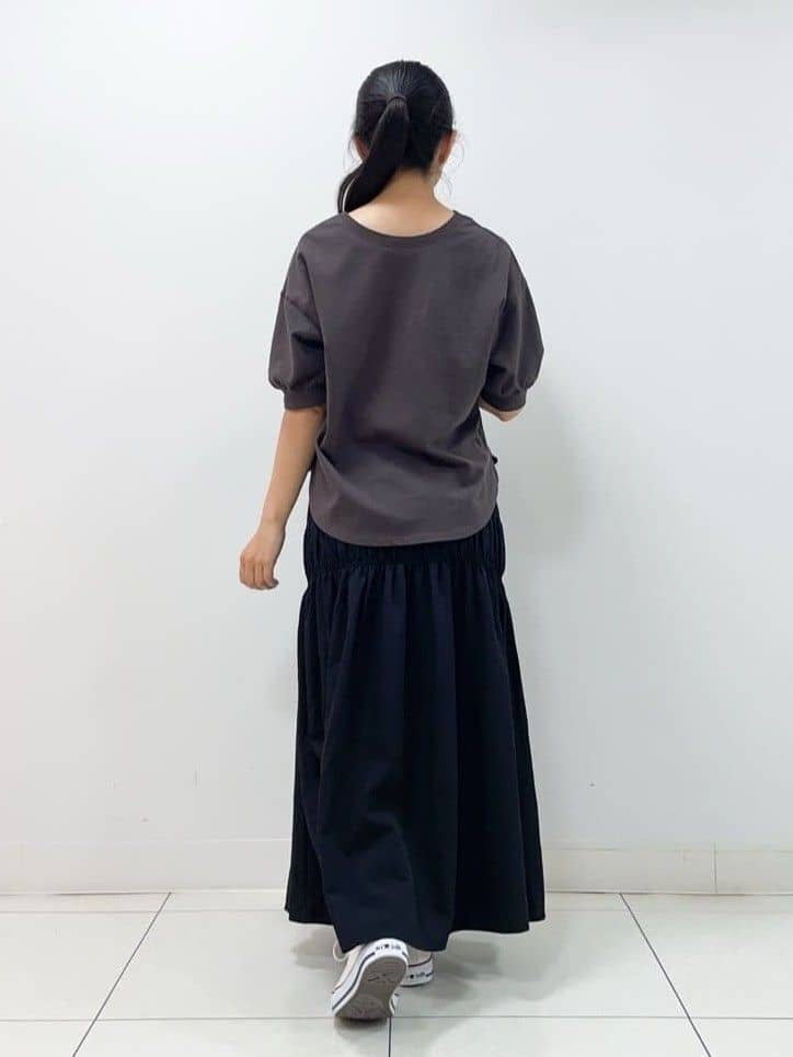 yasuokaさんの「Dessin｜【360度可愛い/前後2WAY/洗える】ライトコットンヘンリーカットソー」を使ったコーディネート