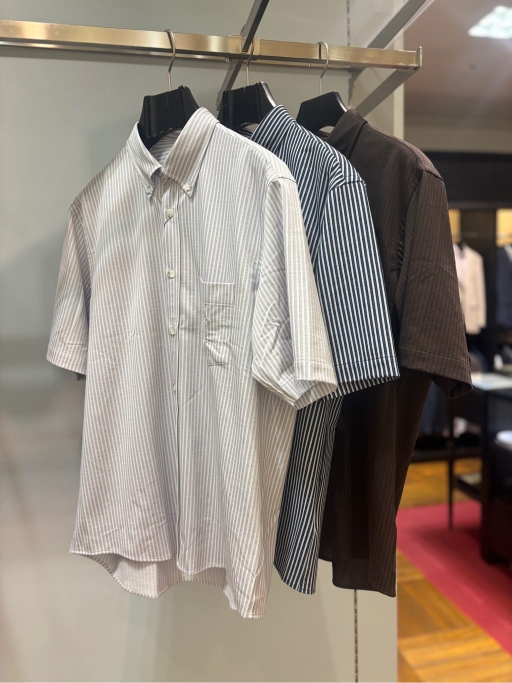 ヒナさんの「TAKEO KIKUCHI｜【COOL CITY WEAR】ストライプジャージ ボタンダウンシャツ /接触冷感」を使ったコーディネート