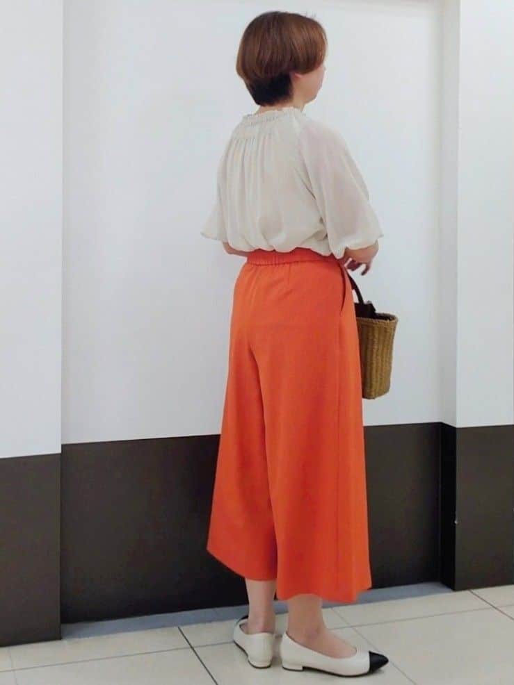 じゅりさんの「Reflect｜◆【洗える】タックスカート風ワイドパンツ」を使ったコーディネート