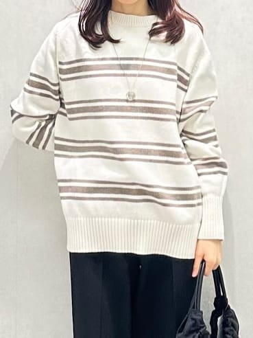 Miwaさんの「UNTITLED｜トリプルワントップペンダント」を使ったコーディネート