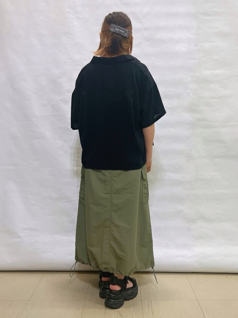 YUIさんの「SHOO･LA･RUE｜【S-LL】一枚でサマ見え チュールドッキングシャツ」を使ったコーディネート