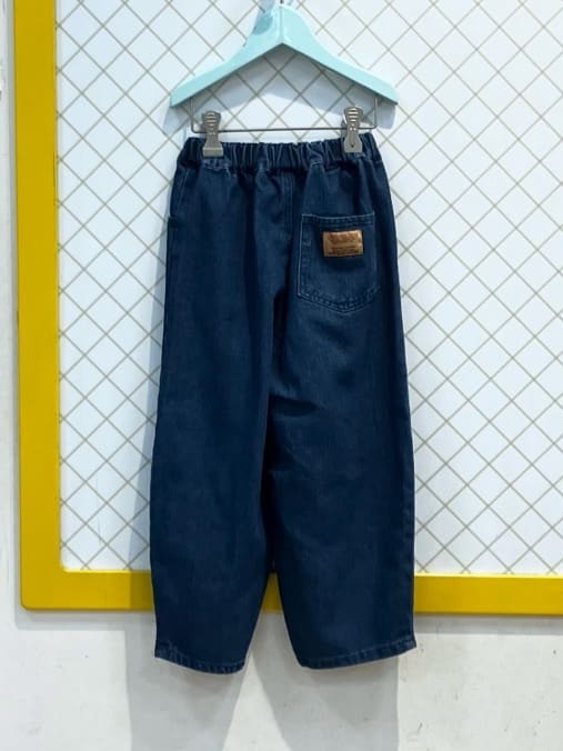蒼さんの「SHOO･LA･RUE｜◆【100-120cm/洗える/兄妹リンク可】コーデの主役 アソートプリントスウェット」を使ったコーディネート