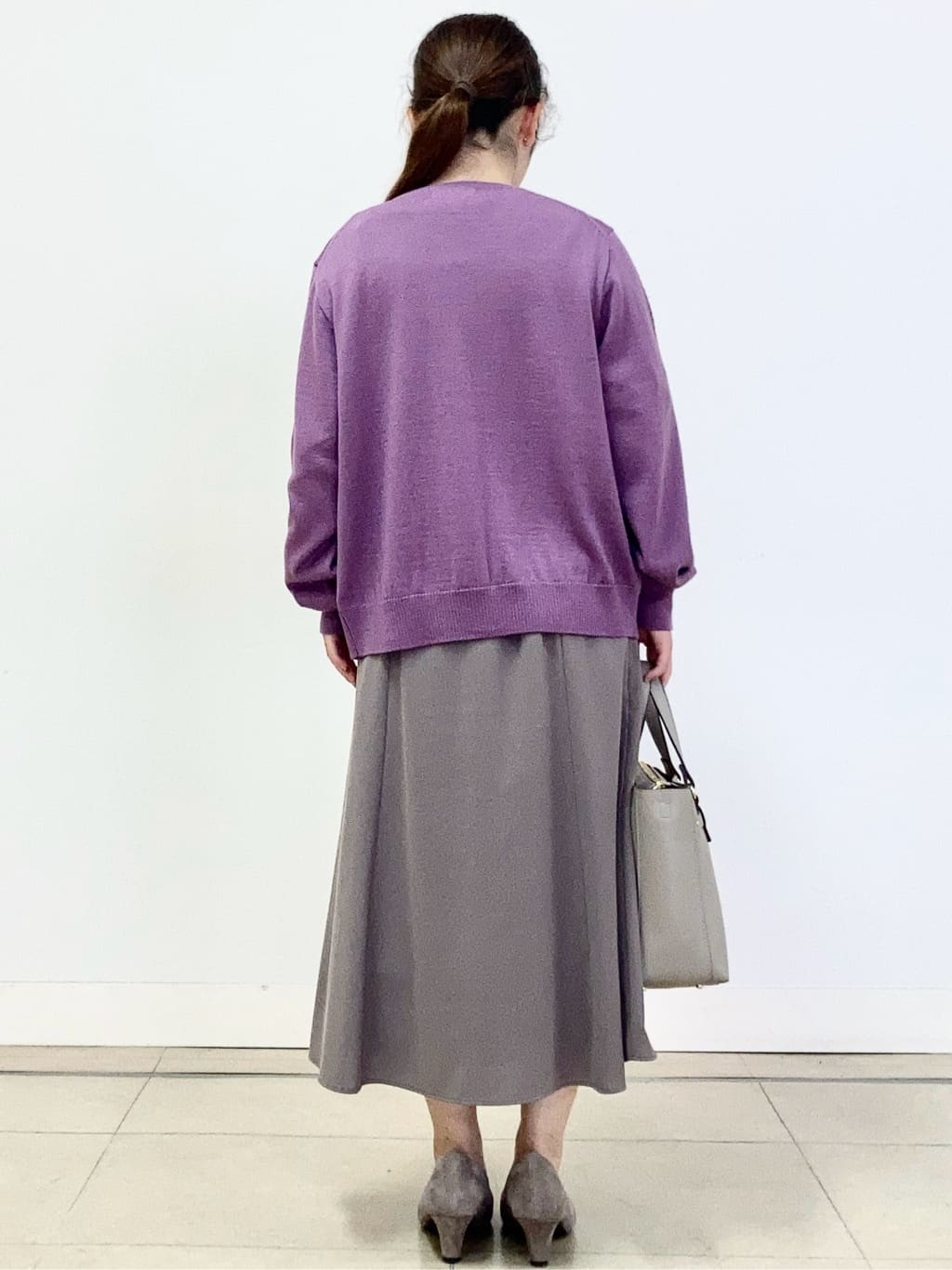 tomominさんの「Reflect｜【美シルエット】ソフトマーメイドスカート」を使ったコーディネート
